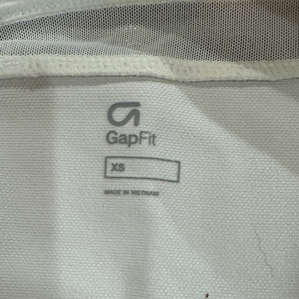 GAP Fit White Tennis dress with mesh detail - Picture 2 of 4